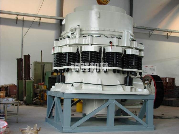 10萬元以內(nèi)的碎石機(jī)破碎設(shè)備介紹(圖3) 10萬元以內(nèi)的碎石機(jī)破碎設(shè)備介紹(圖3)